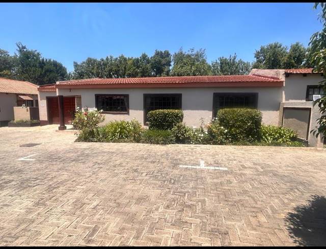 2 BEDROOM TOWNHOUSE FOR SALE IN STANDERTON CENTRAL
